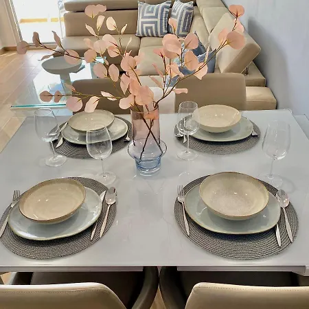 Vitamin Sea Apartment *